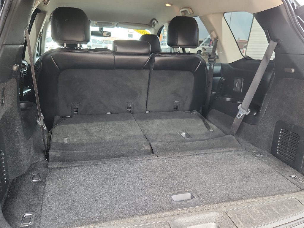 Used 2020 Nissan Pathfinder SL AWD/4WD image 12
