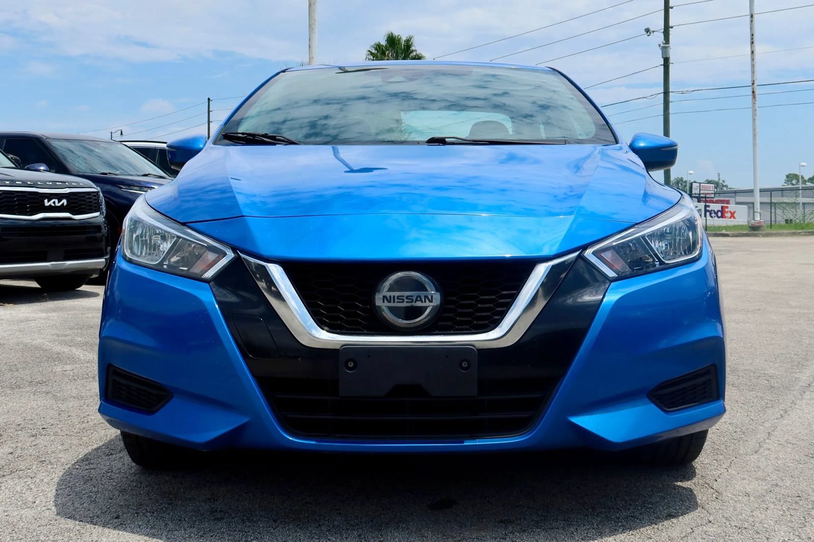 Used 2021 Nissan Versa SV FWD image 5
