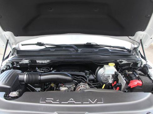 Used 2022 RAM 1500 Big Horn AWD/4WD image 10