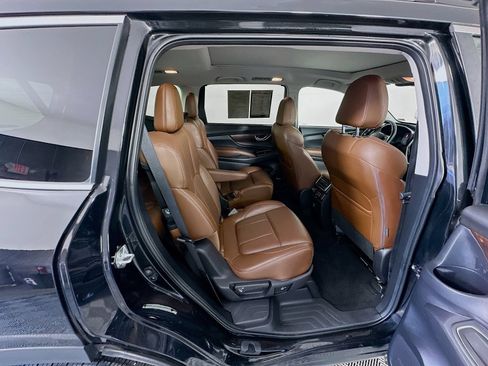 Used 2023 Subaru Ascent Touring AWD/4WD image 30