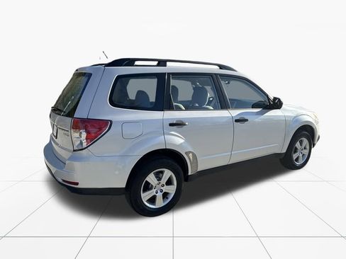 Used 2013 Subaru Forester 2.5X image 9