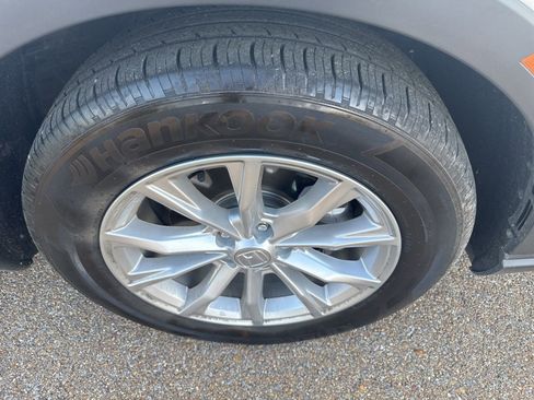 Used 2024 Honda CR-V EX image 16