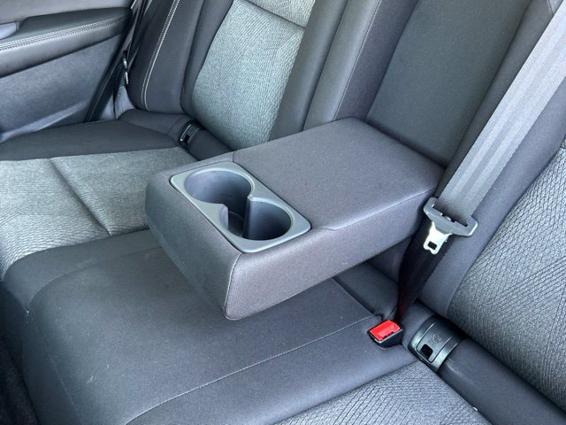 Used 2025 Nissan Rogue SV AWD/4WD image 27