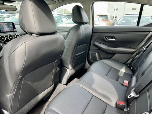 Certified 2025 Nissan Sentra SR w/ SR Premium Package FWD image 28