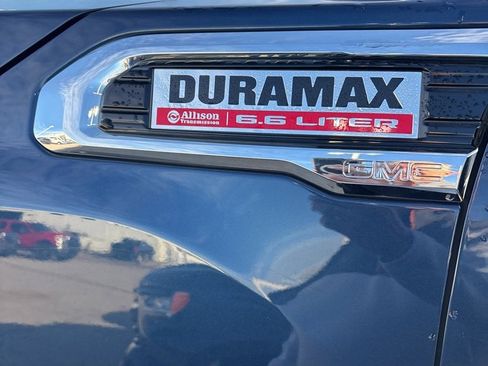 Used 2021 GMC Sierra 2500 SLE w/ SLE Value Package; image 8