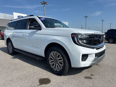 New 2026 Ford Expedition Max Platinum AWD/4WD image 9