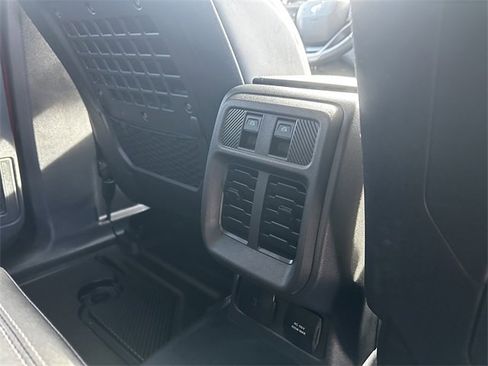 Certified 2025 Ford Bronco Badlands image 40