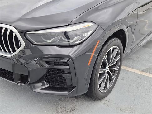 Used 2023 BMW X6 xDrive40i w/ M Sport Package image 10