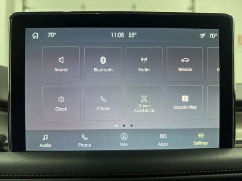 Used 2024 Lincoln Aviator AWD w/ Premium Package image 30