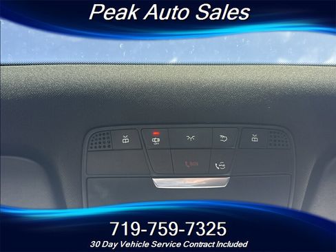 Used 2021 Mercedes-Benz GLC 300 4MATIC image 20