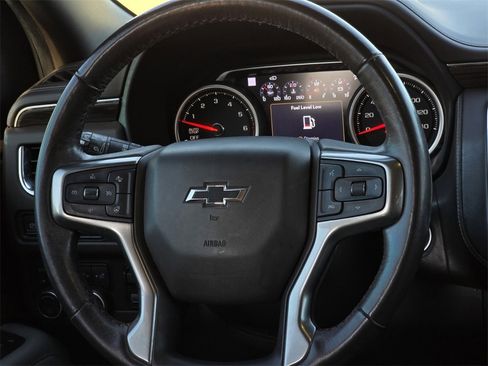 Used 2021 Chevrolet Suburban Z71 w/ Z71 Off-Road Package image 13