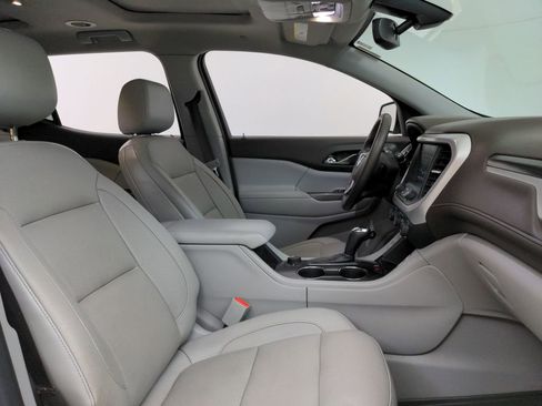 Used 2017 GMC Acadia SLT FWD image 29