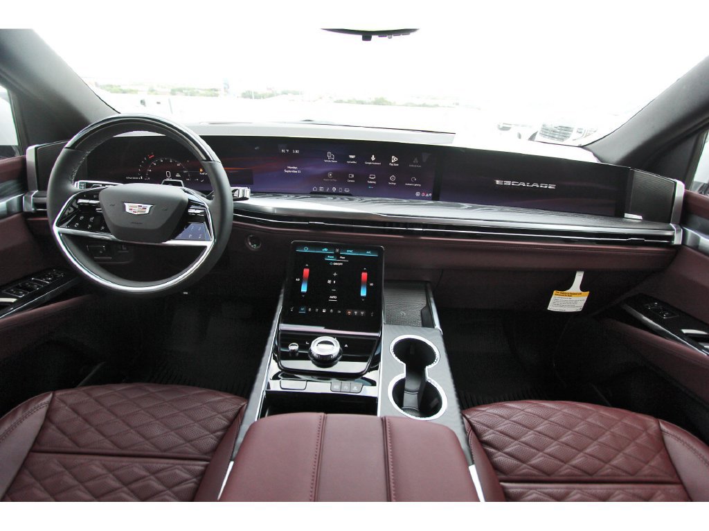 New 2027 Cadillac Escalade Luxury w/ Touring Package AWD/4WD image 9