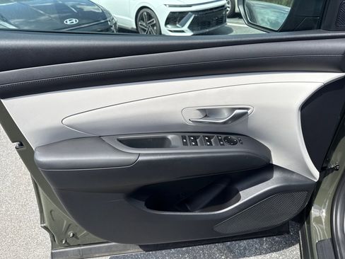 New 2026 Hyundai Tucson SE image 11