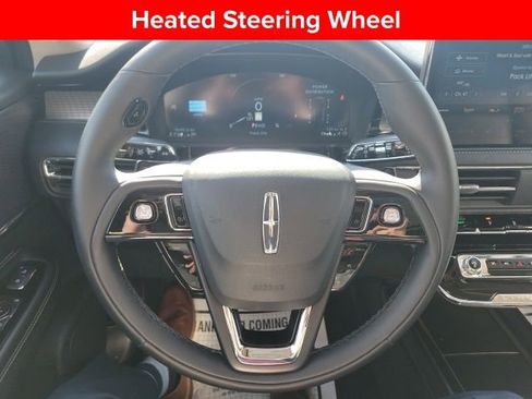 Certified 2023 Lincoln Corsair AWD w/ Equipment Group 101A image 6