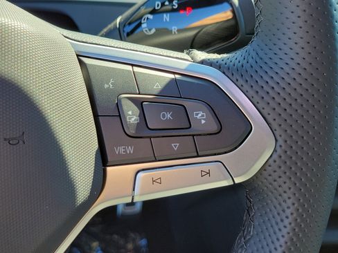 New 2026 Volkswagen Tiguan SE R-Line image 25