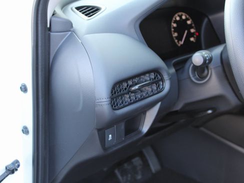 New 2026 Honda HR-V LX image 20