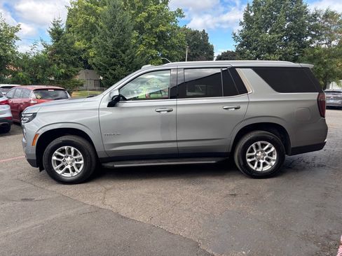 Used 2025 Chevrolet Tahoe LT AWD/4WD image 10