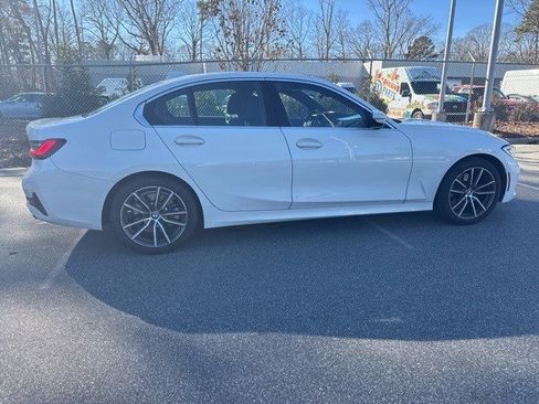Certified 2022 BMW 330i Sedan w/ Premium Package image 4