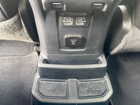 Used 2021 Jeep Wrangler Unlimited Sahara w/ Cold Weather Group AWD/4WD image 43