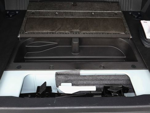 Used 2024 Ford Bronco Wildtrak AWD/4WD image 19