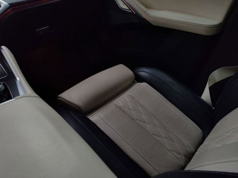 Used 2023 BMW X6 xDrive40i w/ Executive Package image 23