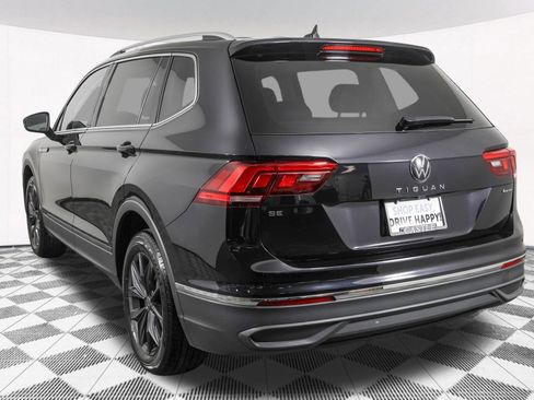 Certified 2024 Volkswagen Tiguan SE AWD/4WD image 18
