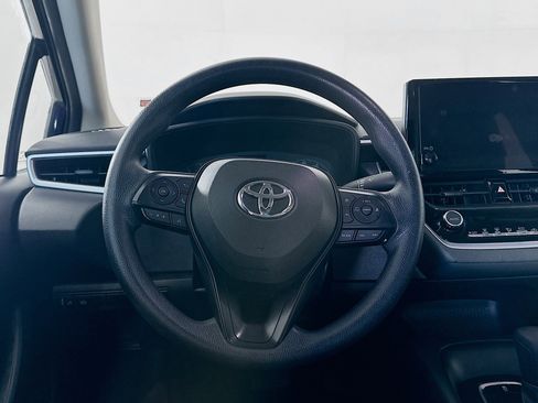 Used 2023 Toyota Corolla LE FWD image 17