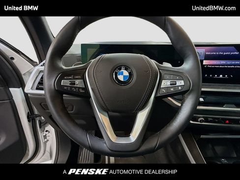 Used 2024 BMW X5 xDrive40i w/ Premium Package AWD/4WD image 6