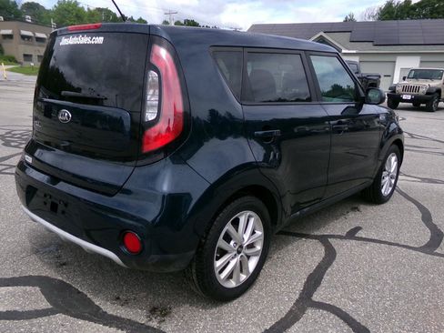 Used 2019 Kia Soul + w/ Audio Package FWD image 6
