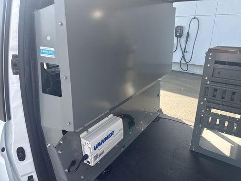 Used 2020 Ford Transit Connect XL image 12