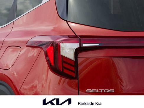 New 2026 Kia Seltos SX w/ SX Sunroof Package image 11