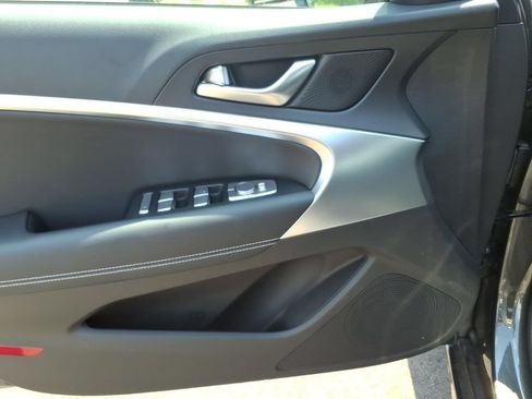 New 2026 Genesis G70 2.5T AWD/4WD image 13