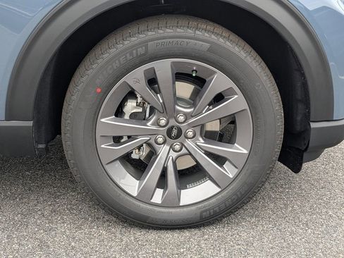 New 2026 Ford Explorer Active w/ Active Comfort Package image 12