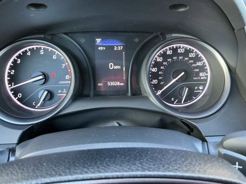 Used 2024 Toyota Camry SE image 28