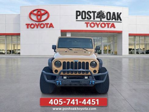 Used 2013 Jeep Wrangler Sport AWD/4WD image 3
