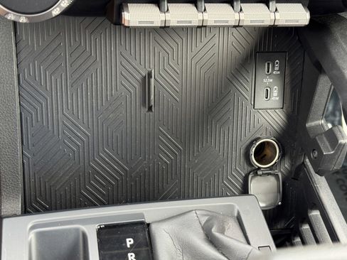 Used 2025 Toyota Tacoma SR5 image 26