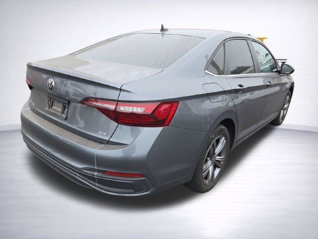 Certified 2023 Volkswagen Jetta SE FWD image 8
