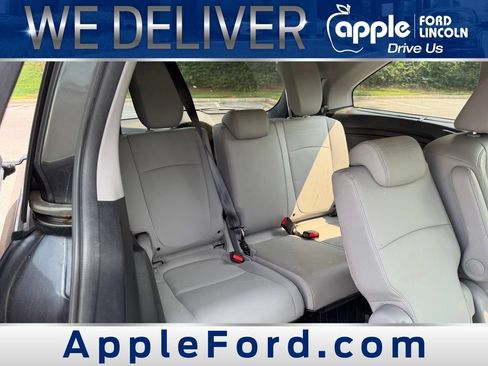 Used 2024 Honda Odyssey Touring image 9