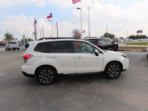 Used 2017 Subaru Forester 2.0XT Touring image 10