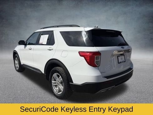 Used 2023 Ford Explorer XLT w/ Equipment Group 202A image 8