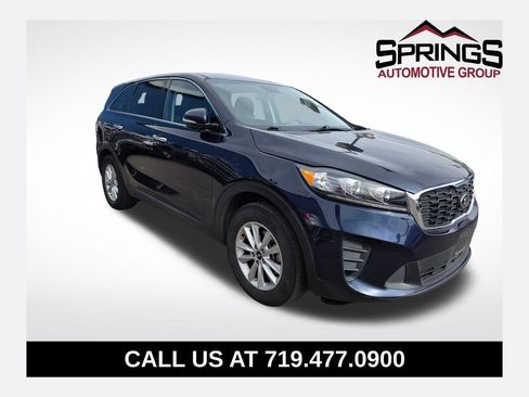 Used 2020 Kia Sorento LX image 1