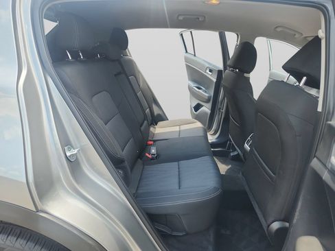 Used 2020 Kia Sportage LX AWD/4WD image 18