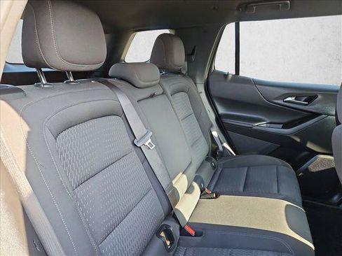 Used 2025 Chevrolet Equinox LT FWD image 20