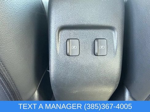 Used 2023 Nissan Kicks SR w/ SR Premium Package FWD image 13