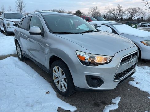 Used 2015 Mitsubishi Outlander Sport ES image 7