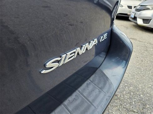 Used 2008 Toyota Sienna LE image 10