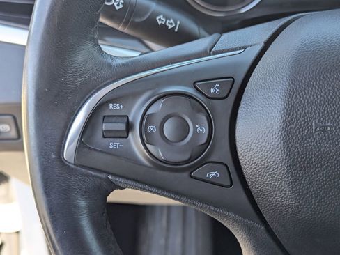 Used 2019 Buick Enclave Essence AWD/4WD image 20