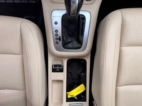 Used 2014 Volkswagen Tiguan SEL image 33