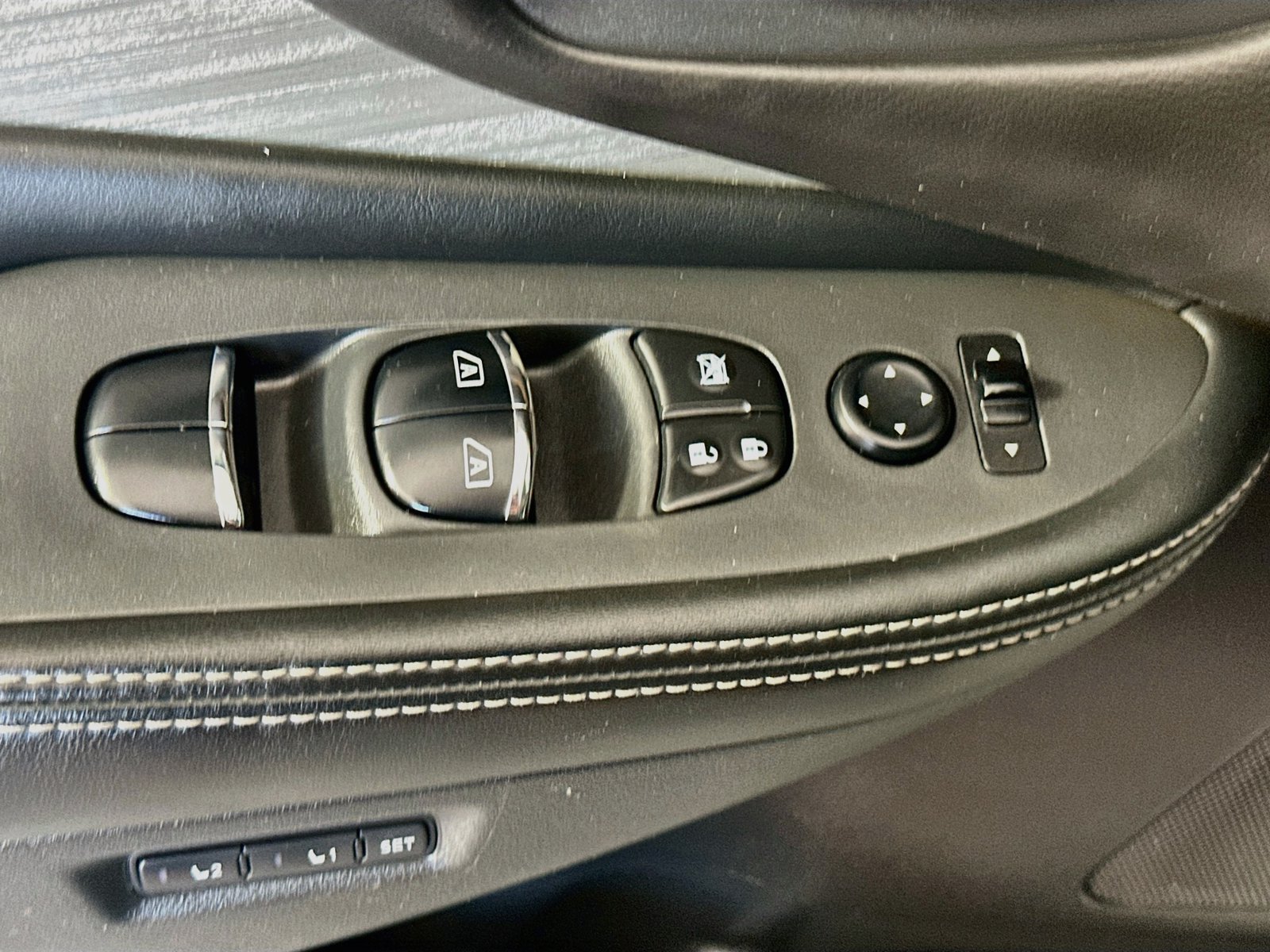 Used 2016 Nissan Murano SL w/ SL Technology Package AWD/4WD image 18